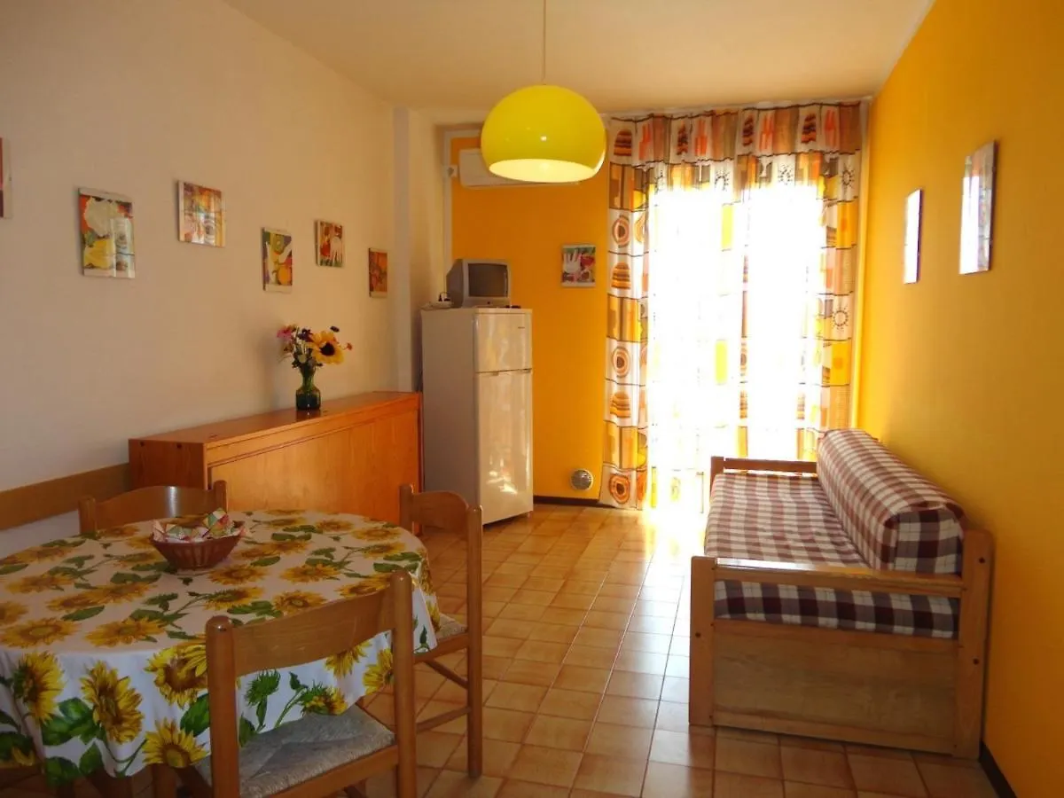 Great Flat With Shared Pool And Lovely Balcony Porto Santa Margherita di Caorle